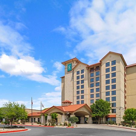 Embassy Suites San Marcos Hotel Conference Center Bagian luar foto