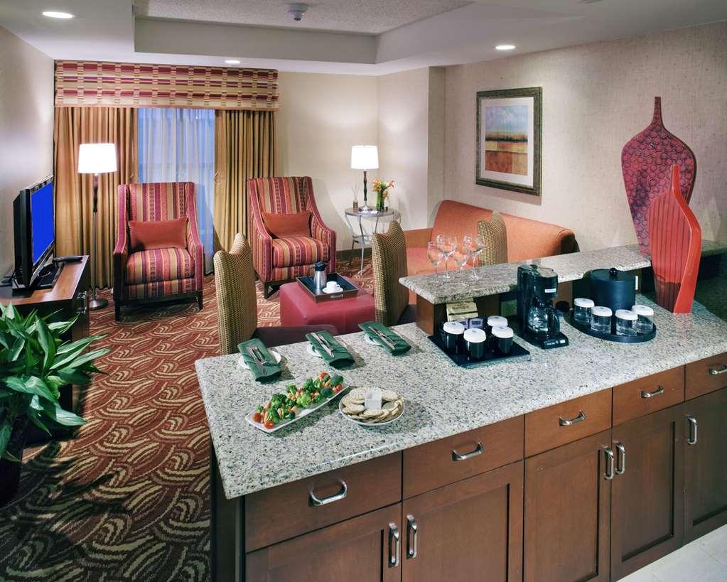 Embassy Suites San Marcos Hotel Conference Center Ruang foto