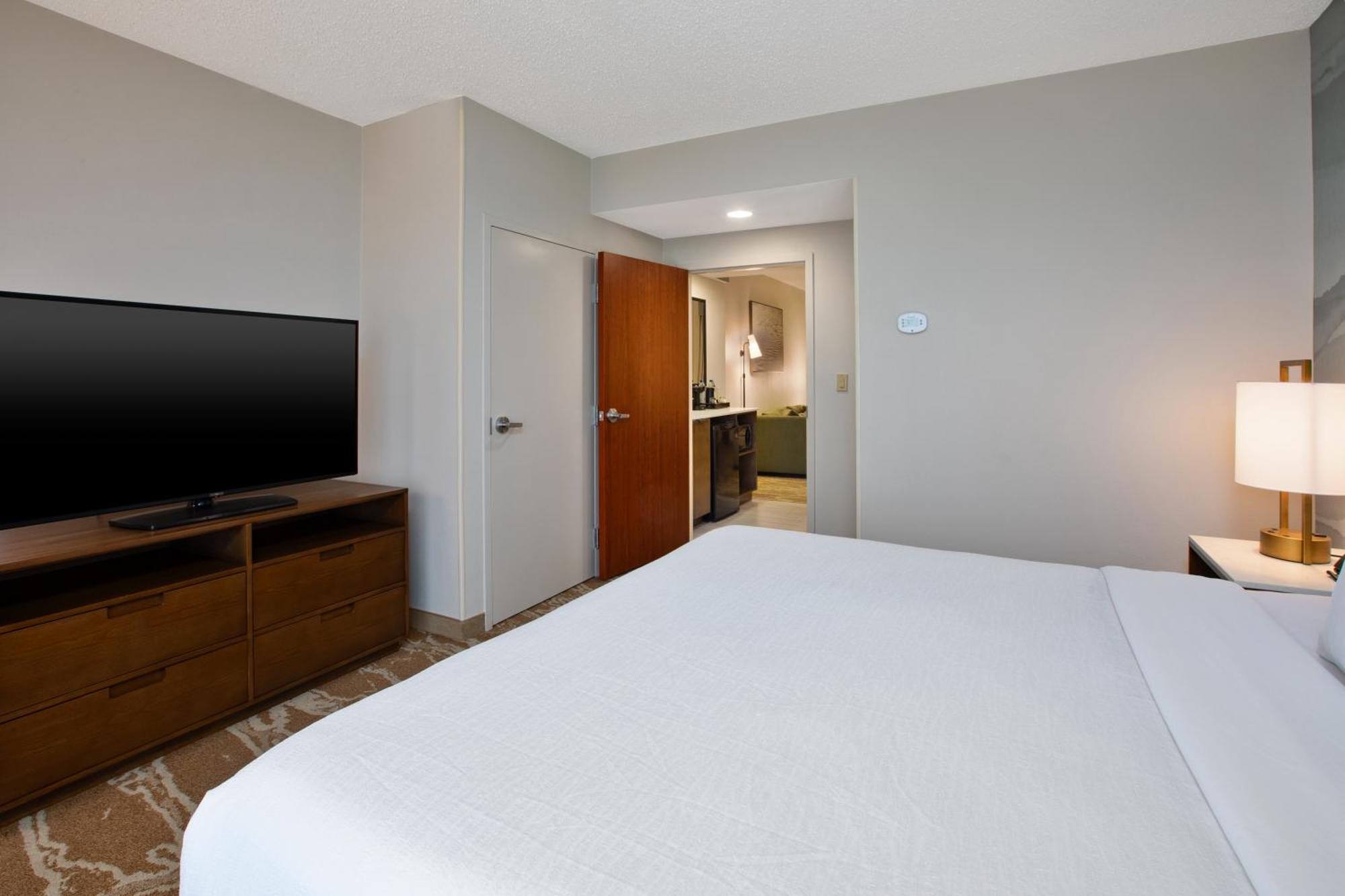 Embassy Suites San Marcos Hotel Conference Center Bagian luar foto