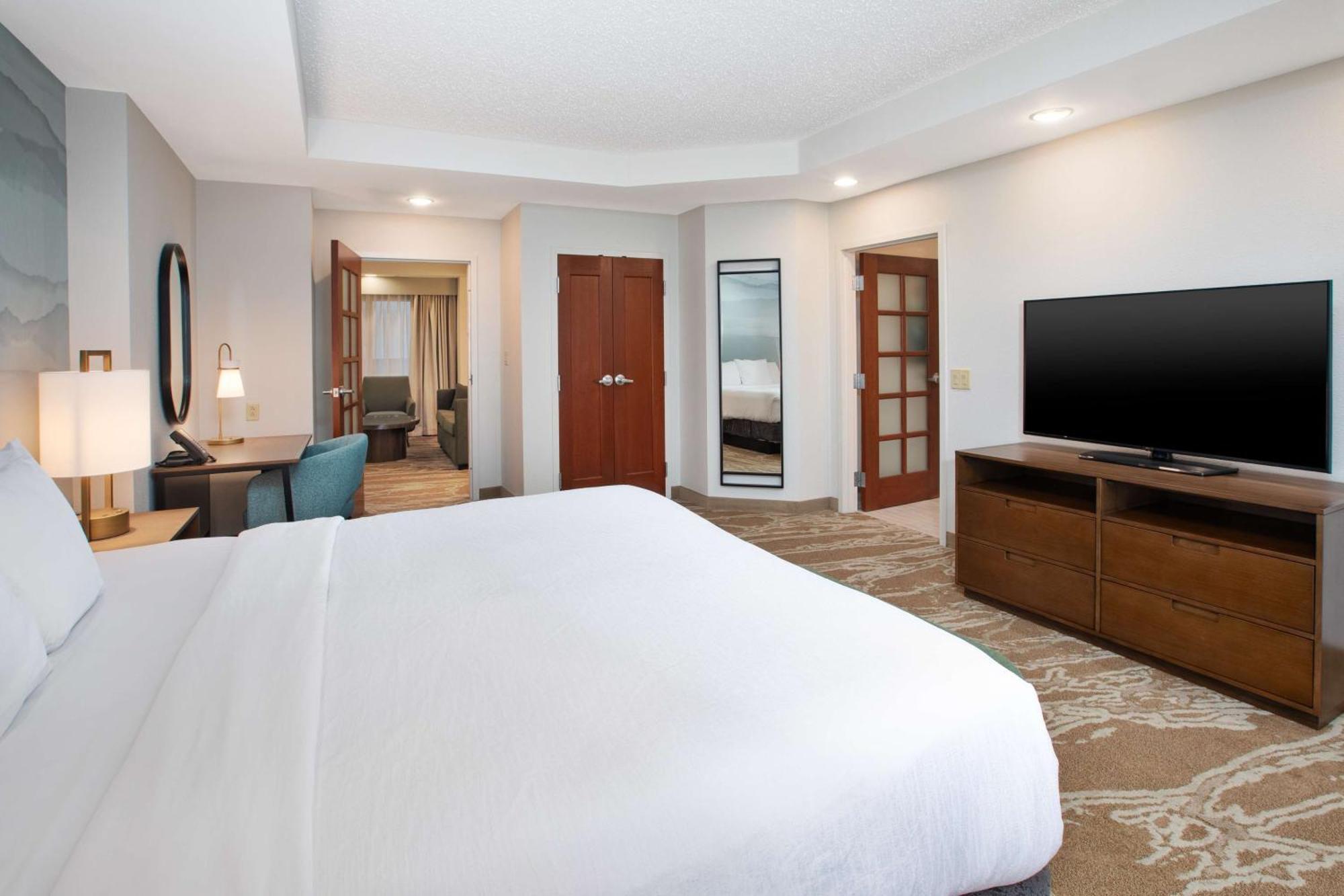 Embassy Suites San Marcos Hotel Conference Center Bagian luar foto