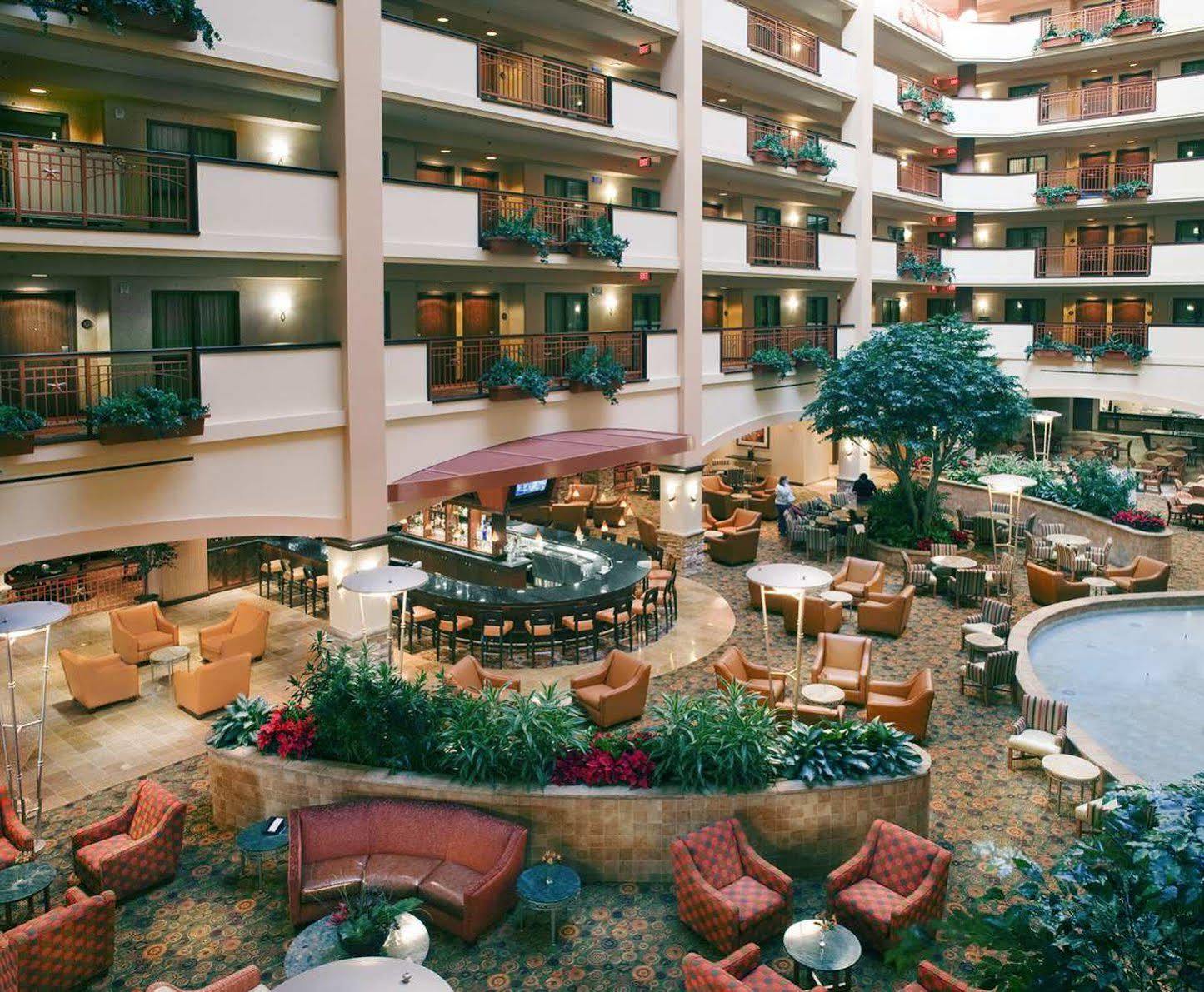 Embassy Suites San Marcos Hotel Conference Center Bagian luar foto