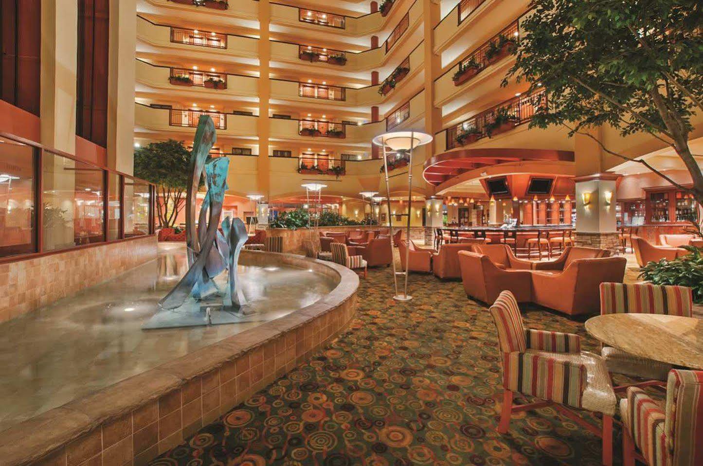 Embassy Suites San Marcos Hotel Conference Center Bagian luar foto